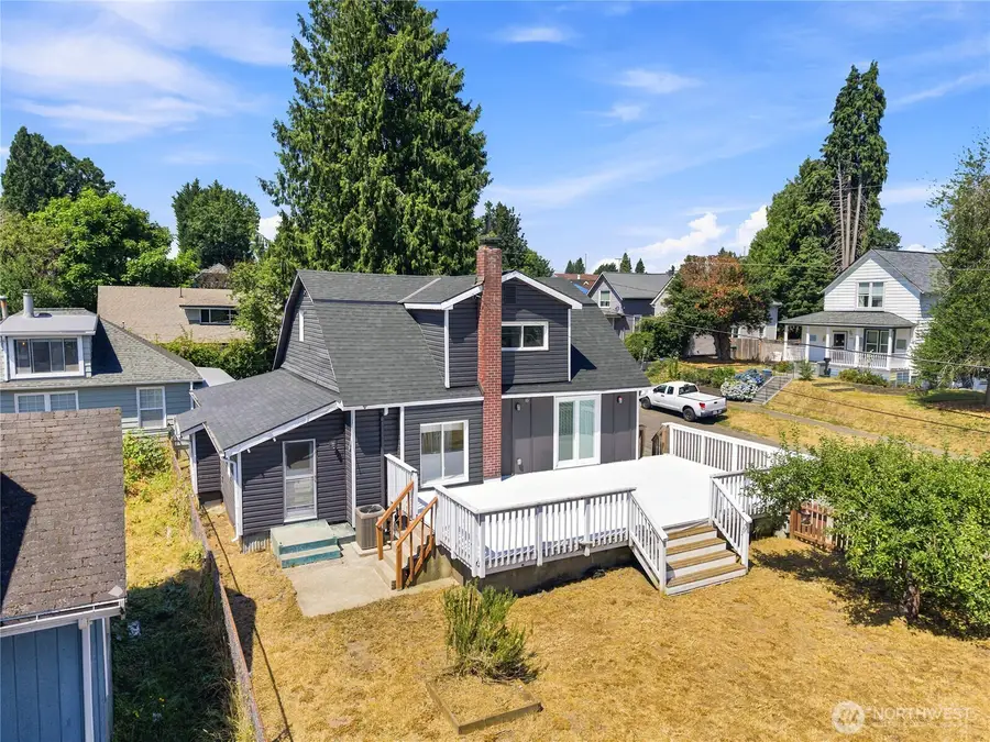 1207 8th Street, Bremerton, WA 98337 - #2