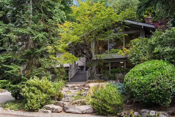 6560 81st Avenue Se, Mercer Island, WA 98040