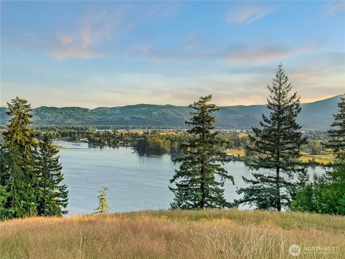 26 Riverview East Road, Cathlamet, WA 98612 - #1