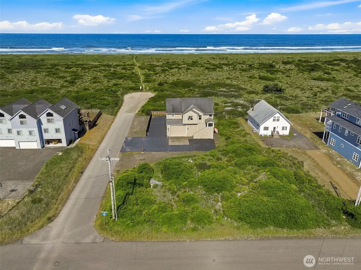 598 Marine View Drive Sw, Ocean Shores, WA 98569 - #1
