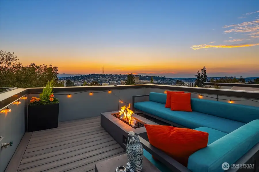 727 Belmont Avenue E, Seattle, WA 98102 - #2