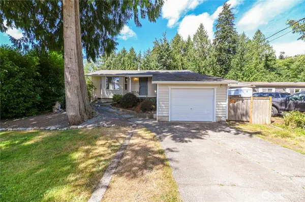 16420 W Lake Goodwin Road, Stanwood, WA 98292