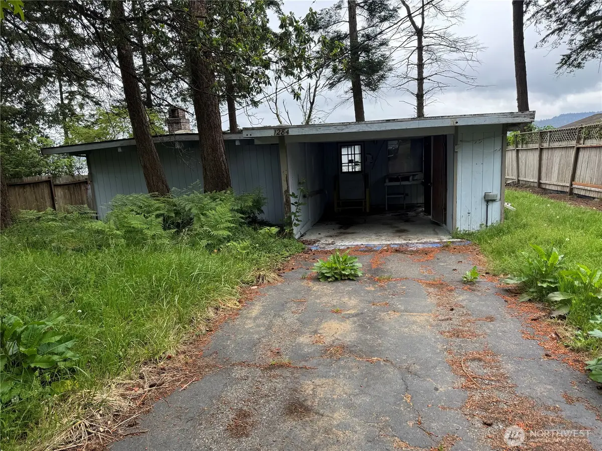 1284 Dines Point Road, Greenbank, WA 98523 - #1