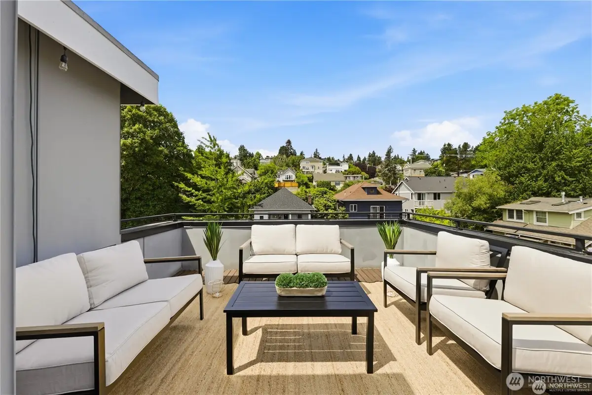 3045 21st Avenue W #C, Seattle, WA 98199 - #1