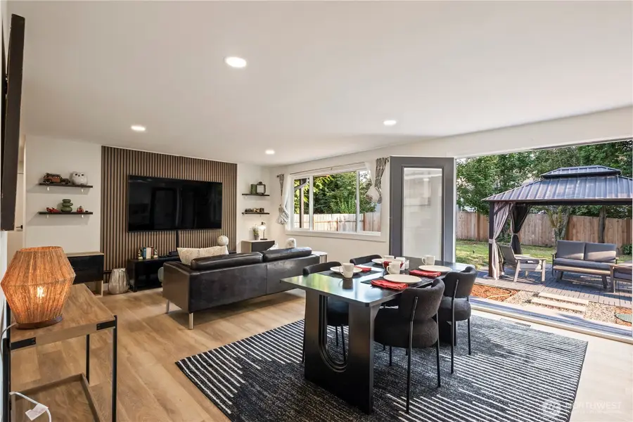 431 S 190th Street, Burien, WA 98148 - #3