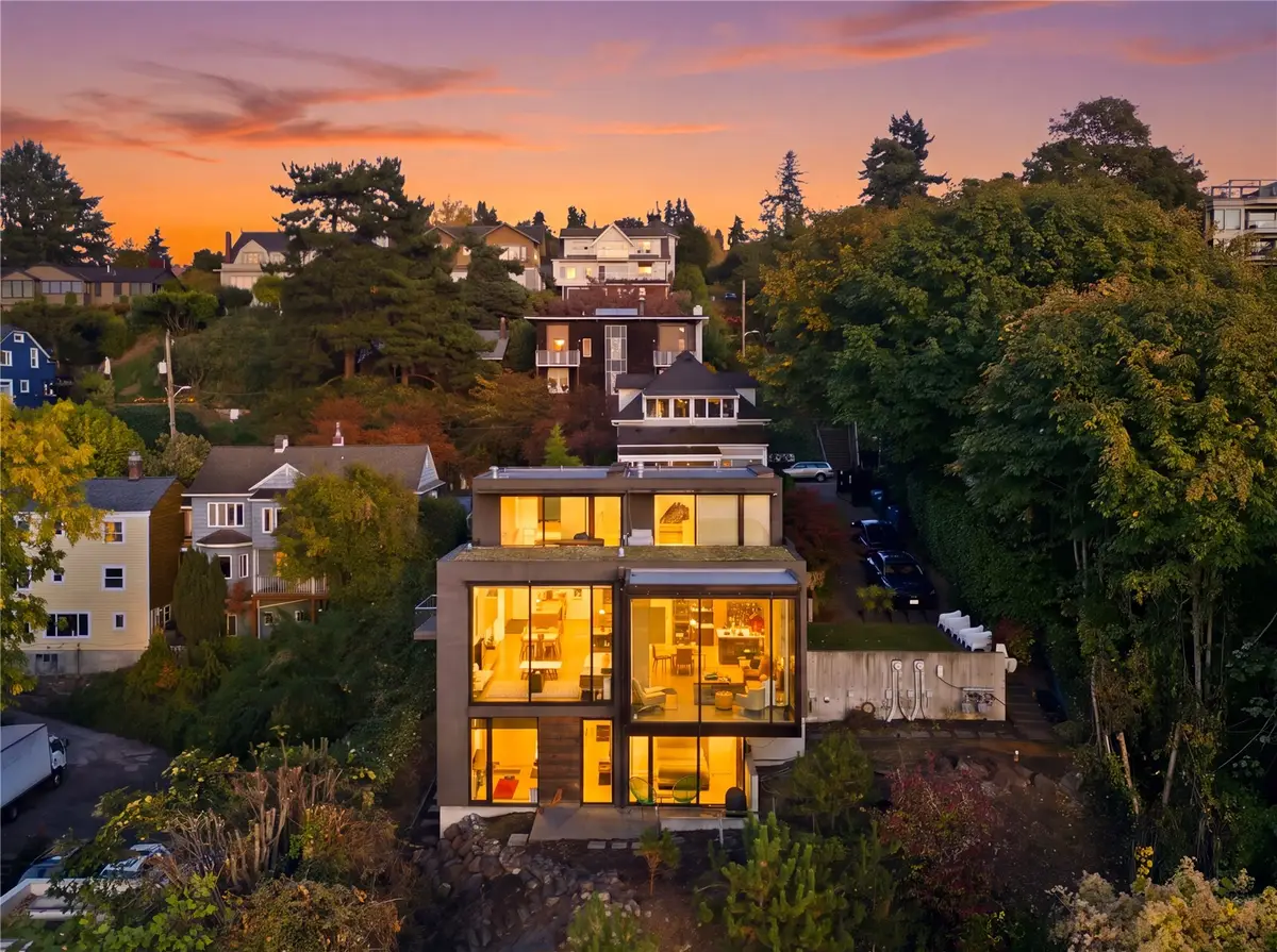 812 E Blaine St, Seattle, WA 98102 - #1