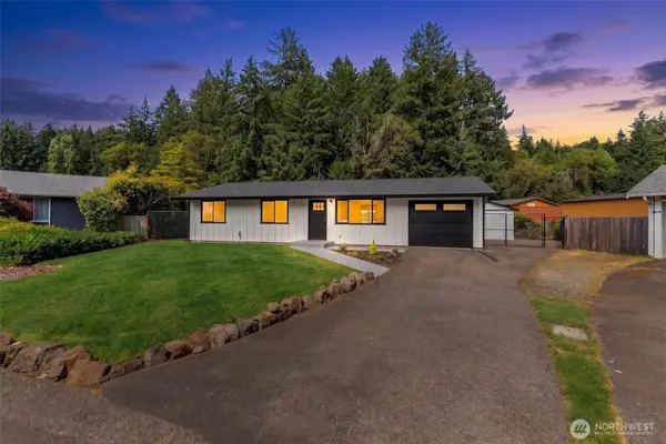9101 Fawnlilly Circle W, Tacoma, WA 98467