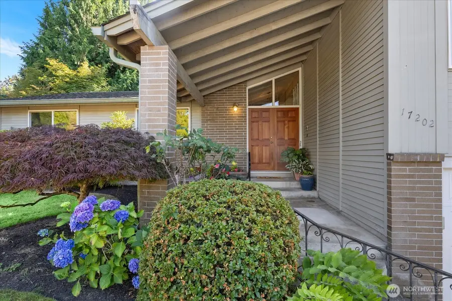 17202 Sealawn Place, Edmonds, WA 98026 - #2