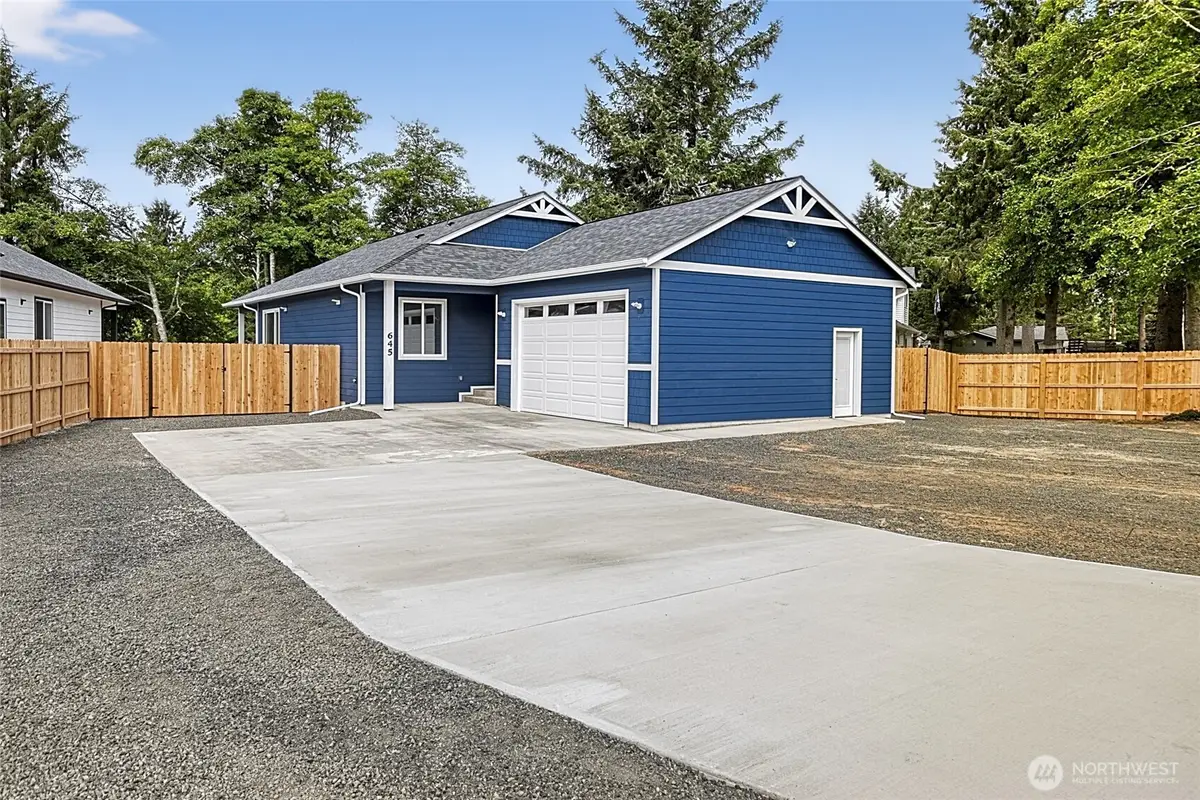 645 Itswoot Avenue Se, Ocean Shores, WA 98569 - #1