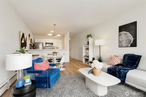 5824 NE 75th Street #307, Seattle, WA 98115