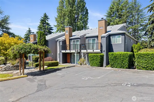 2605 S 272nd Street #48, Kent, WA 98032