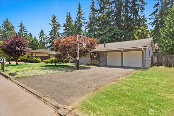 10301 NE 136th Place Ne, Kirkland, WA 98034