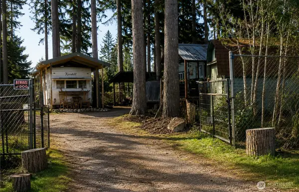 6277 Spruce Court, Maple Falls, WA 98266