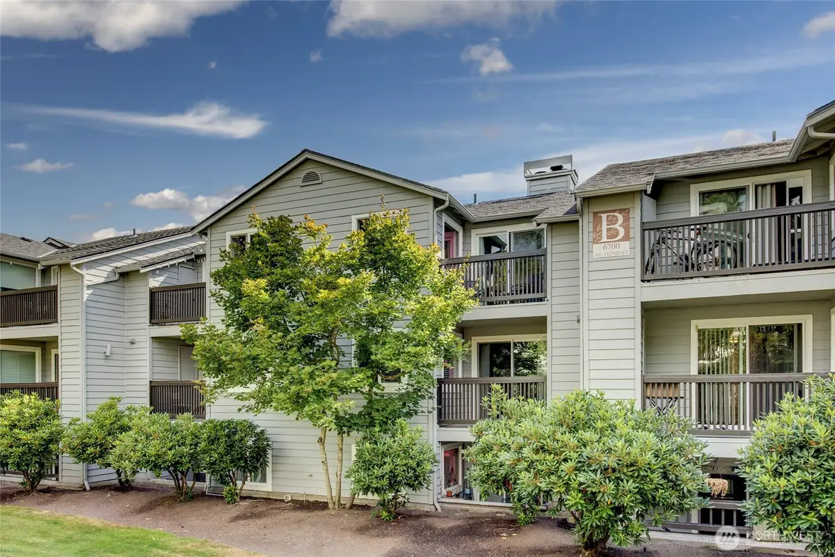 6700 NE 182nd Street #B202, Kenmore, WA 98028 - #1