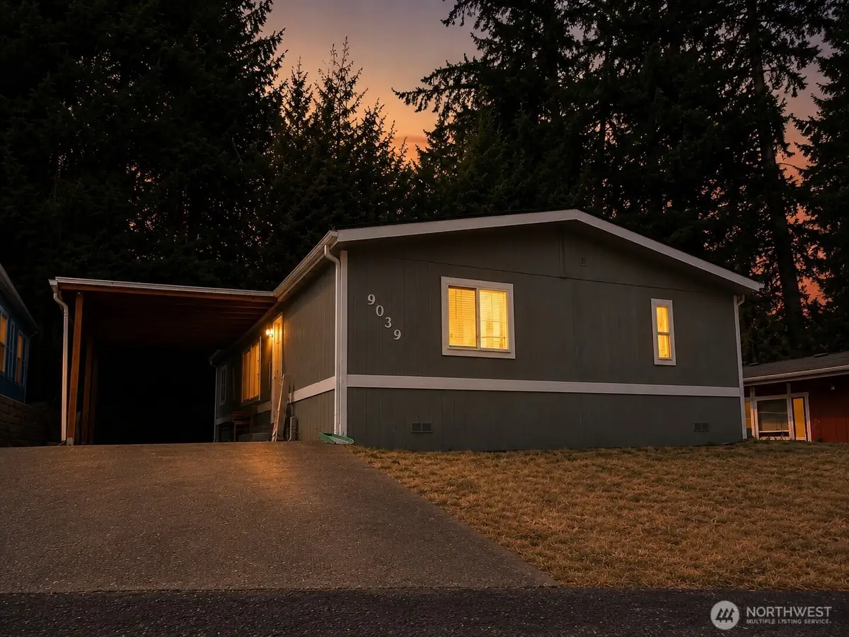 9039 Steele Creek Loop Ne, Bremerton, WA 98311 - #1