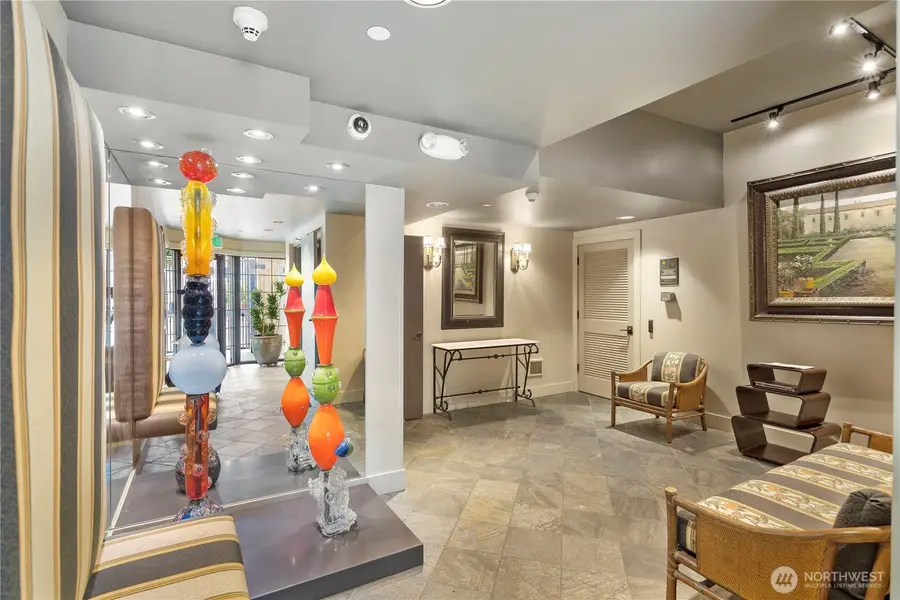 745 Bellevue Avenue E #206, Seattle, WA 98102 - #3