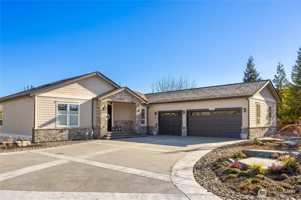 22822 Tranquility Place Ne, Kingston, WA 98346