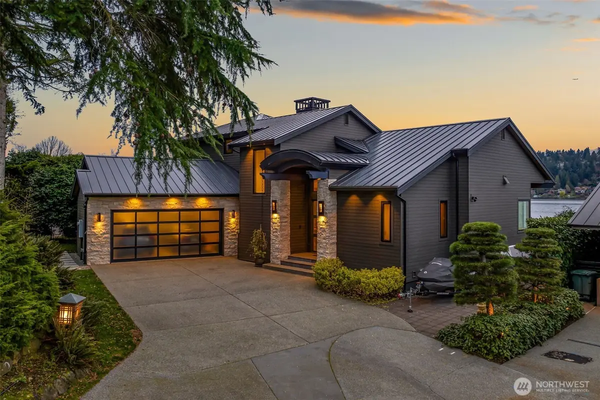 5629 Pleasure Point Lane Se, Bellevue, WA 98006 - #1