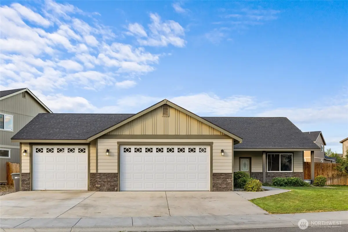 2105 W Sunnyview, Ellensburg, WA 98926 - #1