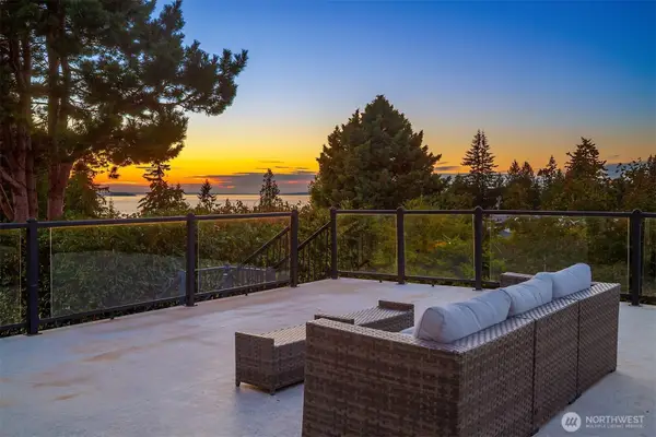 9313 190th Street Sw, Edmonds, WA 98020