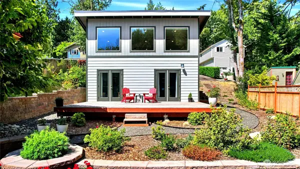 7237 NE Winfred Street, Suquamish, WA 98392