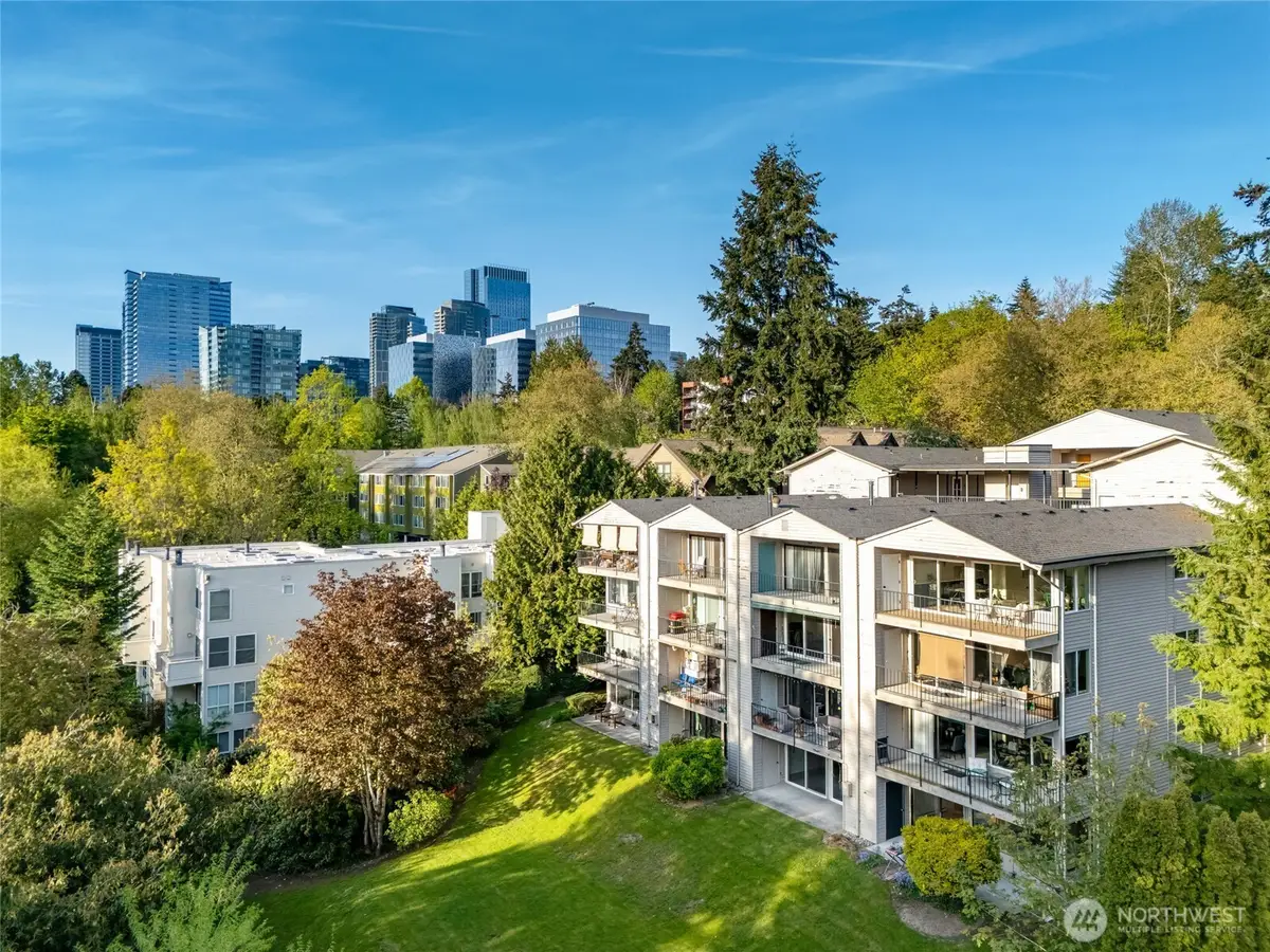 321 Bellevue Way Se #401, Bellevue, WA 98004 - #1