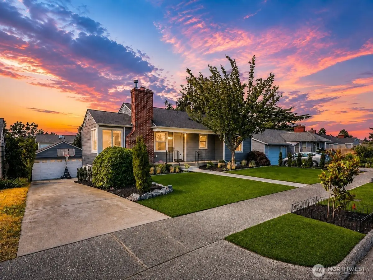 5717 59th Avenue Ne, Seattle, WA 98105 - #1