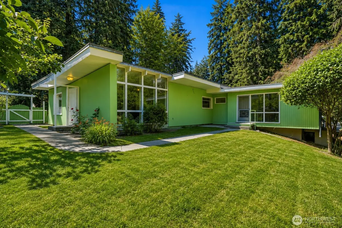 17056 26th Avenue Ne, Lake Forest Park, WA 98155 - #1