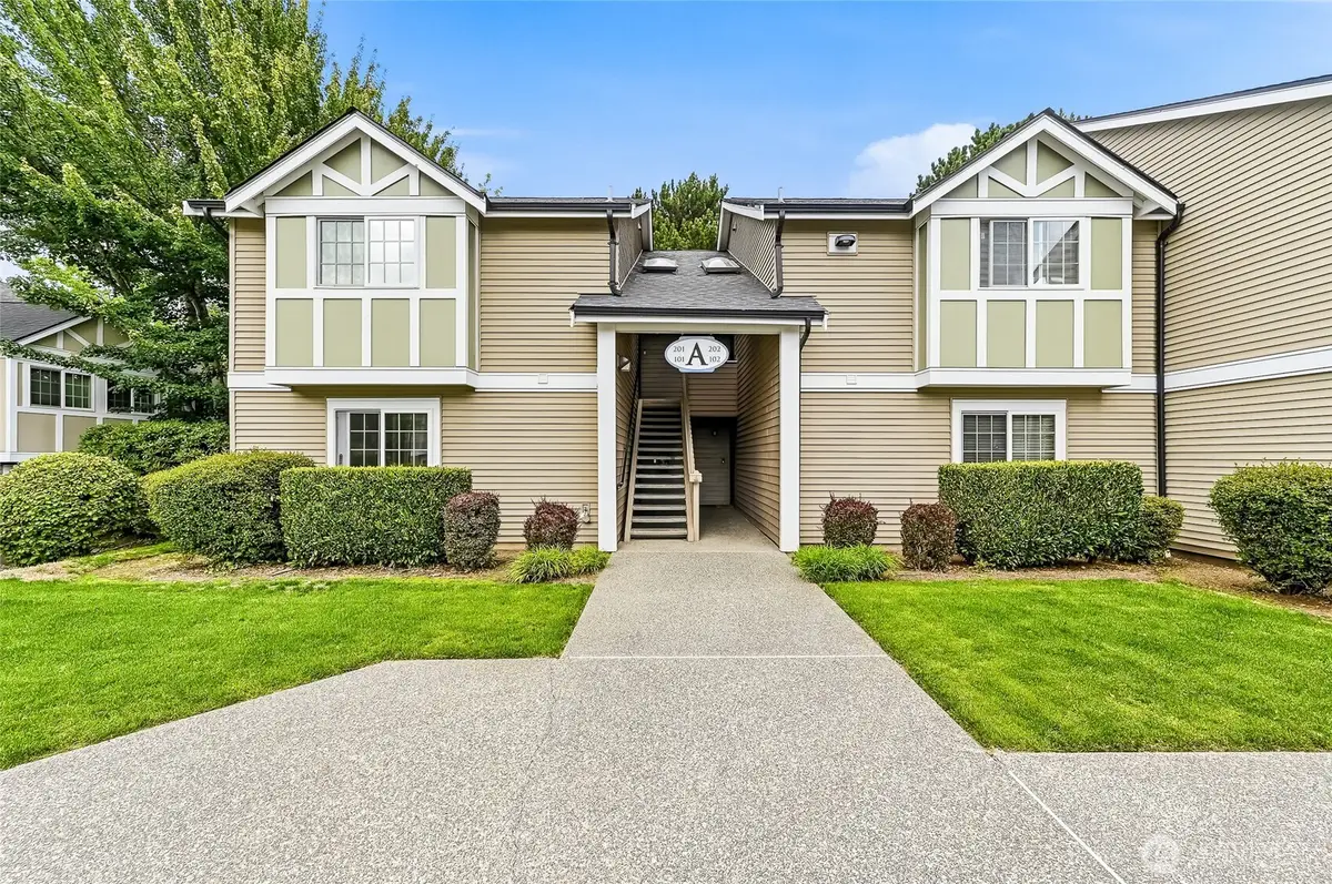 26005 106th Place Se #A102, Kent, WA 98030 - #1