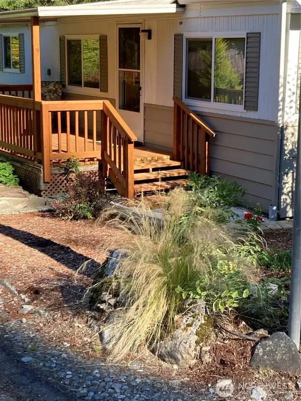 6521 SE Mile Hill Drive #18, Port Orchard, WA 98366