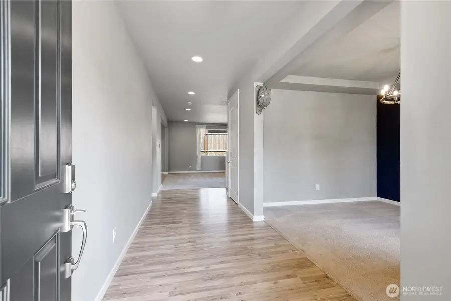 10185 33rd Place Ne, Lake Stevens, WA 98258 - #3