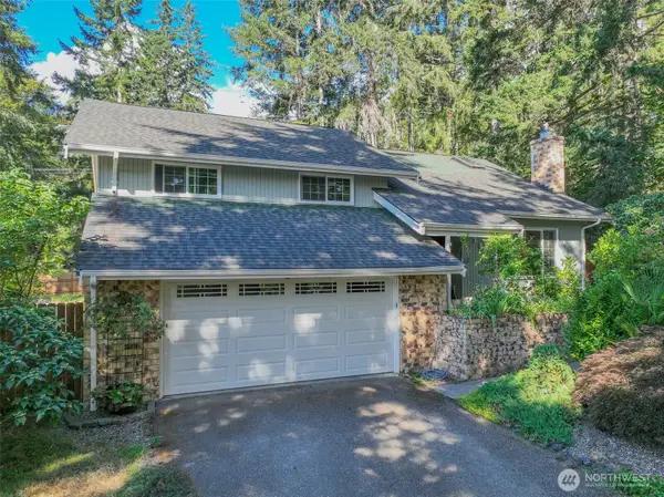 71 Rainier Place N, Belfair, WA 98528