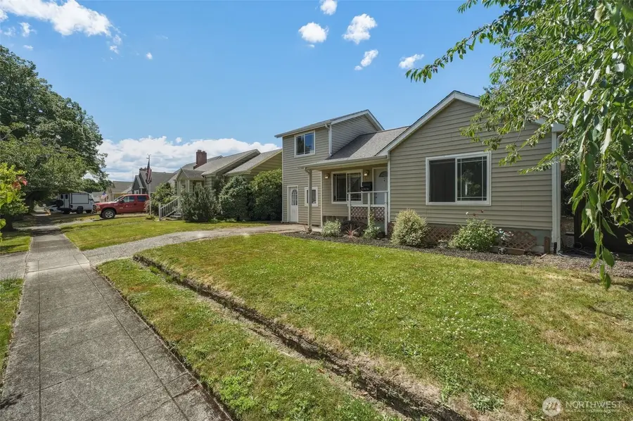 571 24th Avenue, Longview, WA 98632 - #2