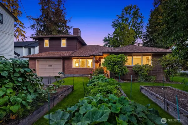 3229 NE 87th Street, Seattle, WA 98115