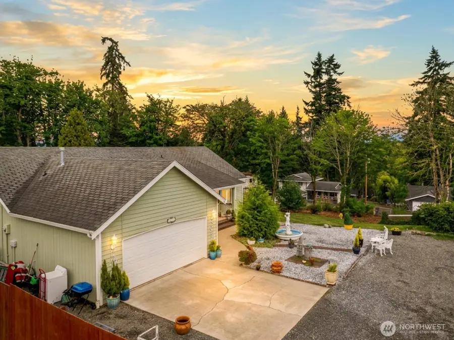 9923 74th Avenue E, Puyallup, WA 98373 - #2