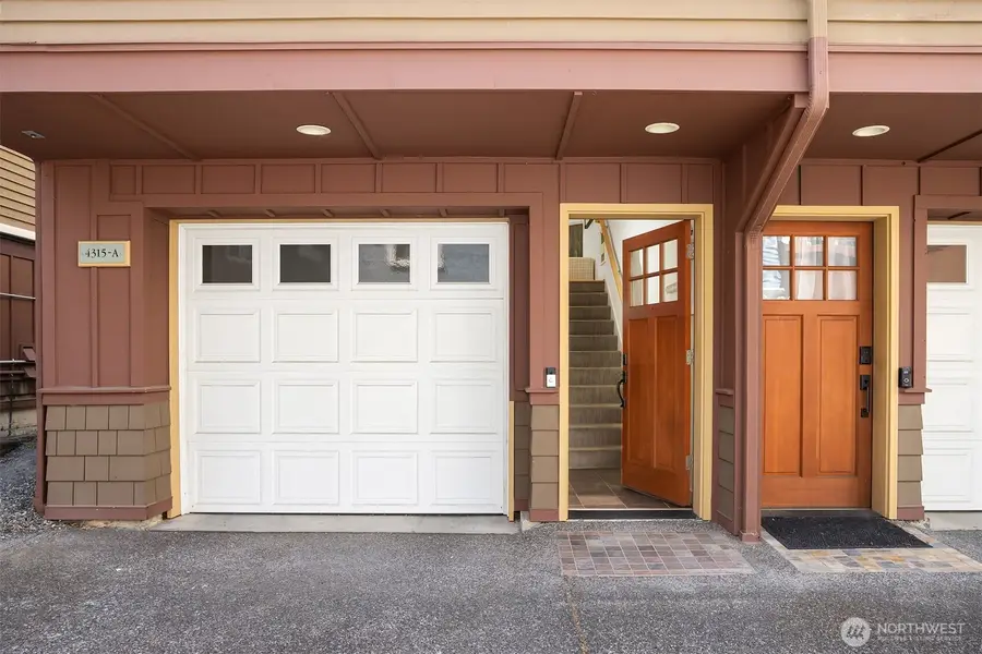 4315 Linden Avenue N #A, Seattle, WA 98103 - #3