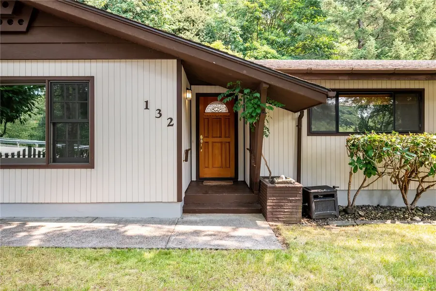 132 Alpha, Longview, WA 98632 - #2
