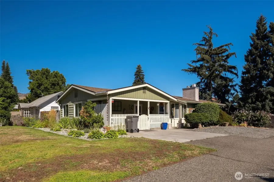 4 N Wilson Street, Wenatchee, WA 98801 - #2
