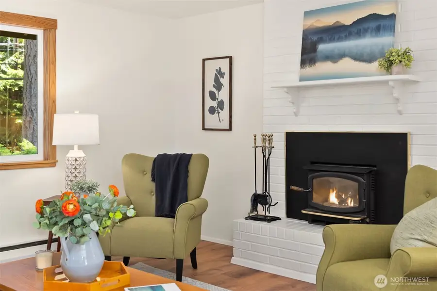 12249 N Madison Avenue Ne, Bainbridge Island, WA 98110 - #3