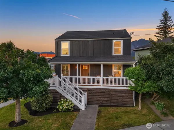 8734 Falls Avenue Se, Snoqualmie, WA 98065