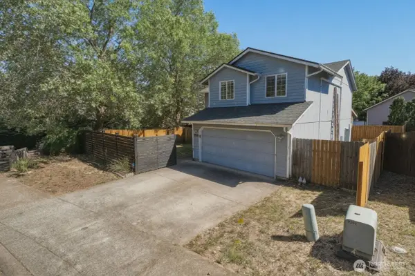 8292 NE Snowberry Loop, Vancouver, WA 98664