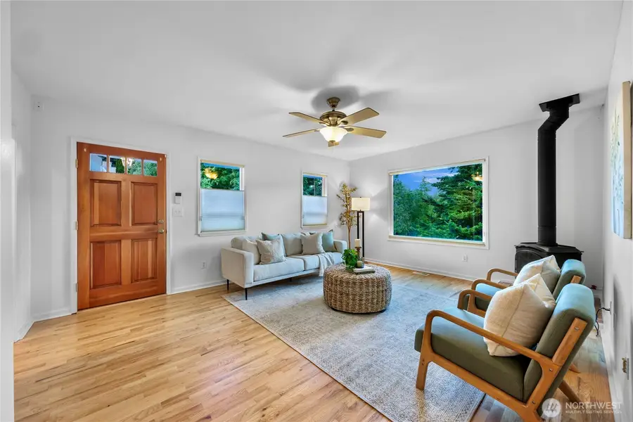 137 33rd Street, Bellingham, WA 98225 - #2