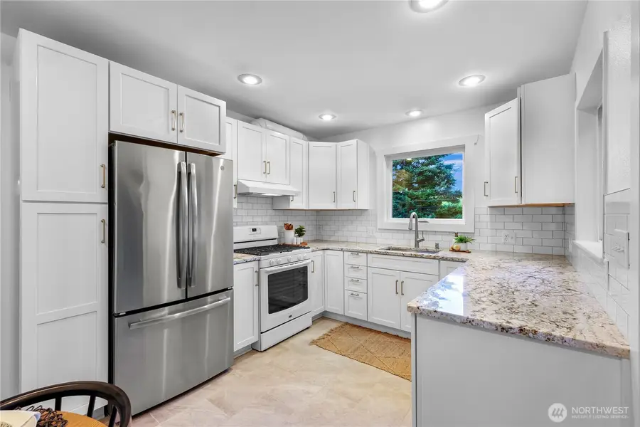 137 33rd Street, Bellingham, WA 98225 - #3