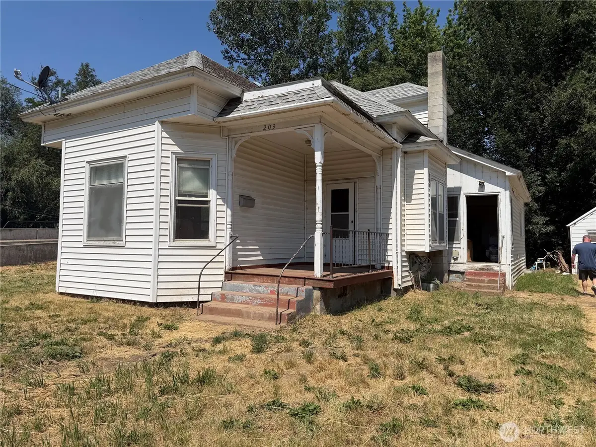 203 E Patit Street, Dayton, WA 99328 - #1