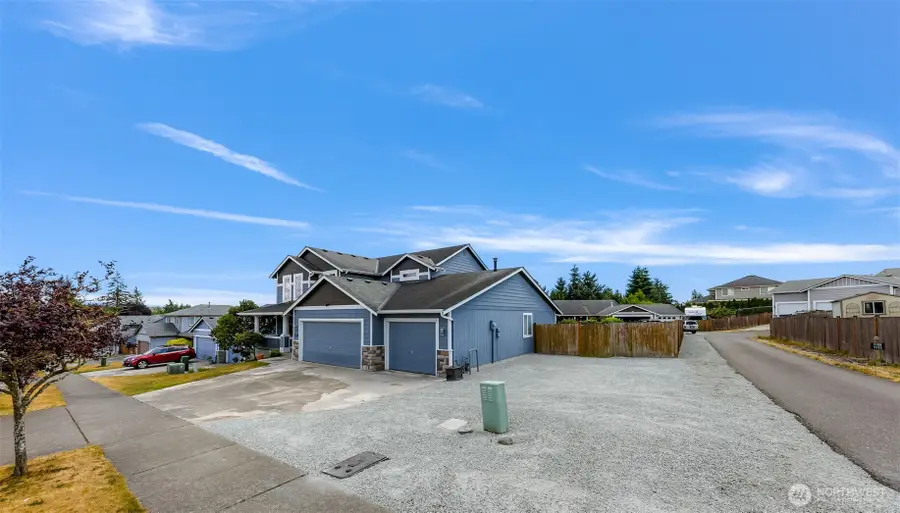 7104 281st Place Nw, Stanwood, WA 98292 - #2