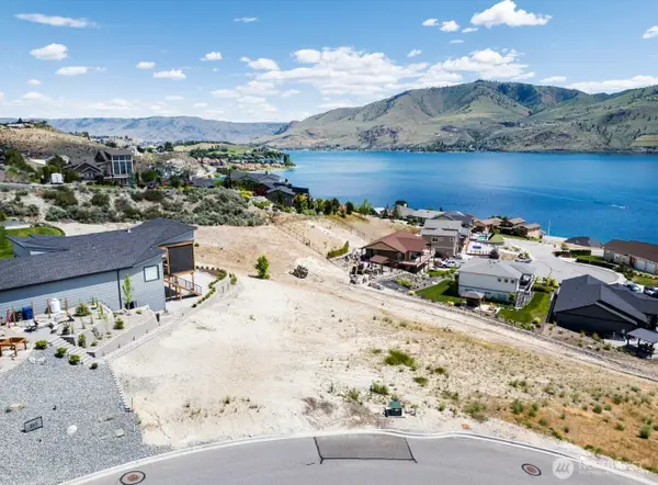 260 Apple Avenue, Chelan, WA 98816