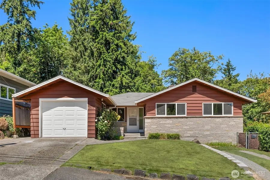 2012 NE 127th Street, Seattle, WA 98125 - #2
