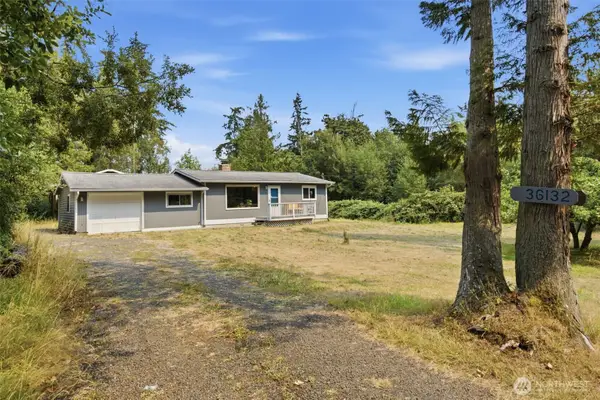 36132 Hood Canal Drive Ne, Hansville, WA 98340