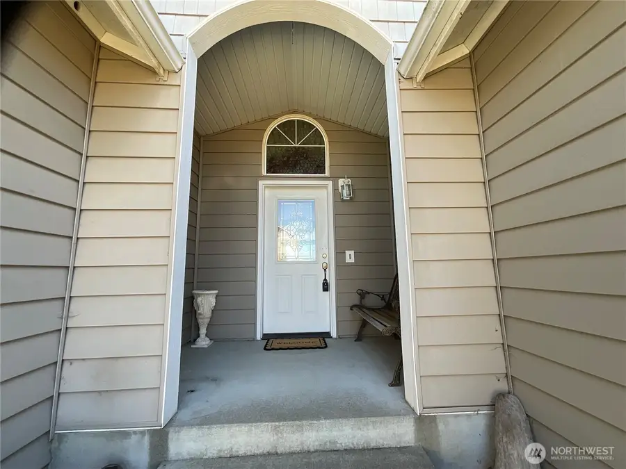1382 NW Kathleen Drive, Oak Harbor, WA 98277 - #3