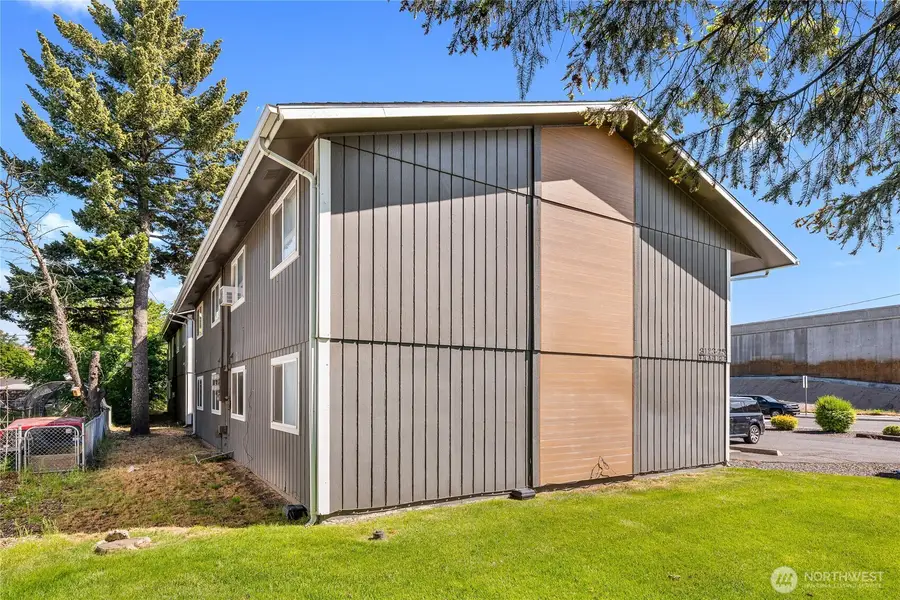 3123 E Carlisle Avenue, Spokane, WA 99207 - #3